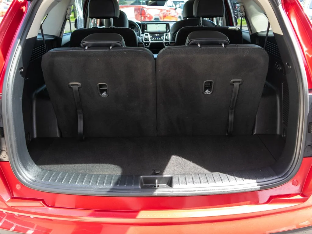 Used 2023 Red Kia EX image 32