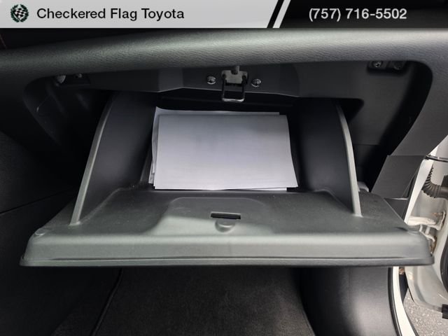 Used 2024 Aspen White Tricoat/Super Black Nissan SR image 45