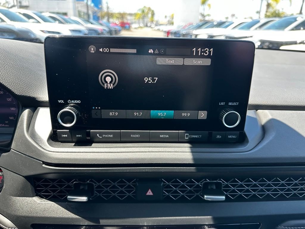 Used 2024  Honda EX image 25