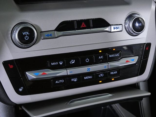 Certified Used 2024 White Ford XLT image 31