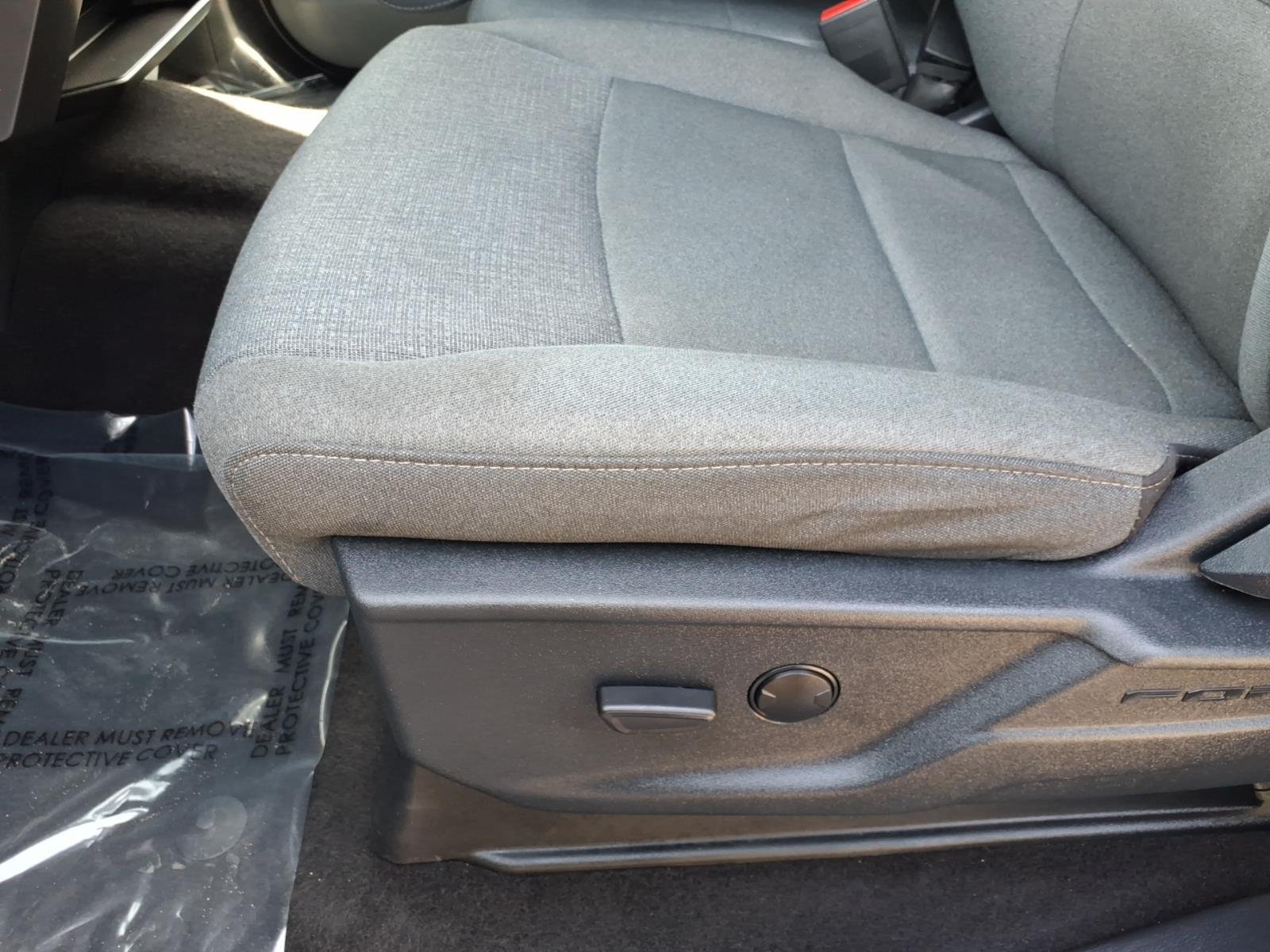 Used 2025 Black Metallic Ford XLT image 19