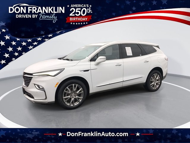 2023 Buick Enclave Essence
