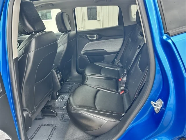 Used 2022 Blue JEEP Latitude Lux image 17