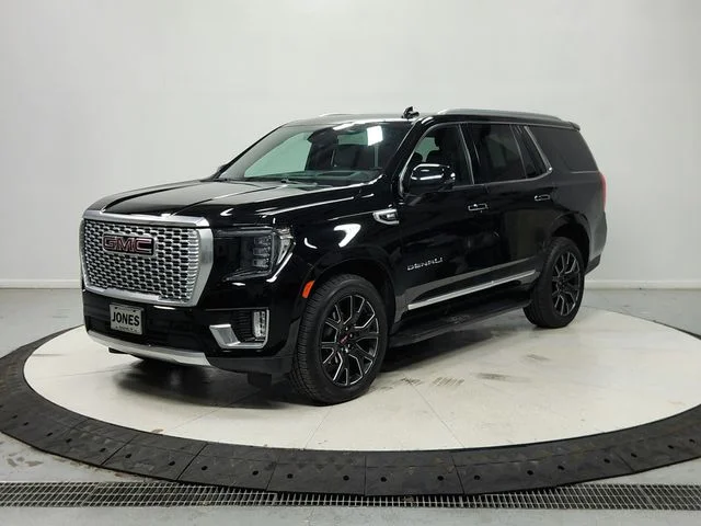 Used 2023 Black GMC Denali image 4