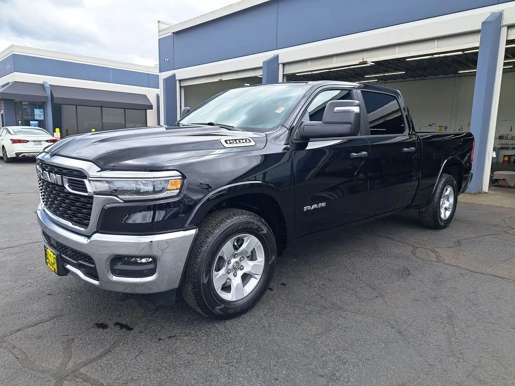 2026 RAM 1500 Big Horn/Lone Star 4x4 Crew Cab 6'4's photo