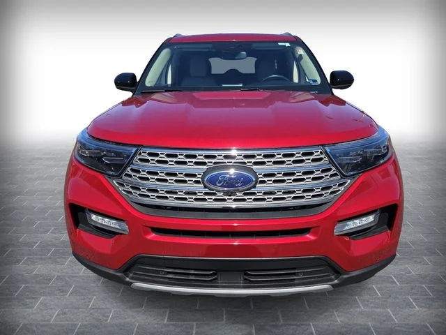 Used 2023 Red Ford Limited image 2