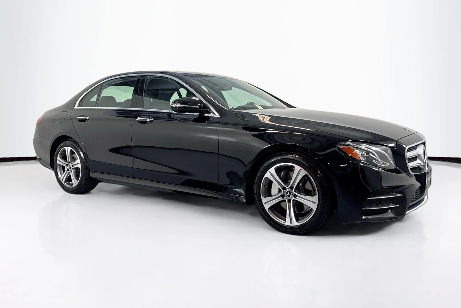 Used 2020 Black Mercedes-Benz E 350 image 3