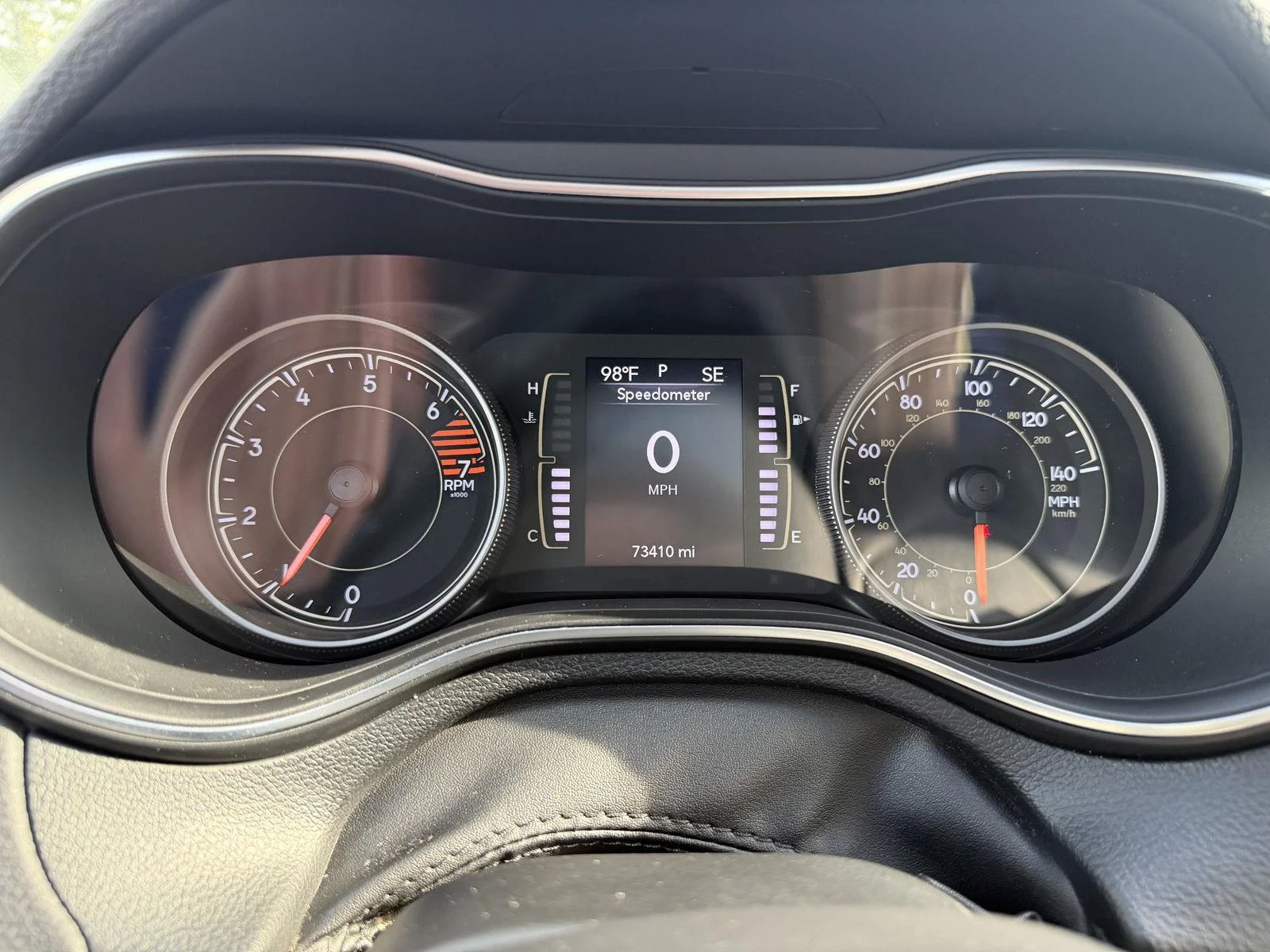Used 2019 Bright White Clearcoat Jeep Latitude Plus image 10