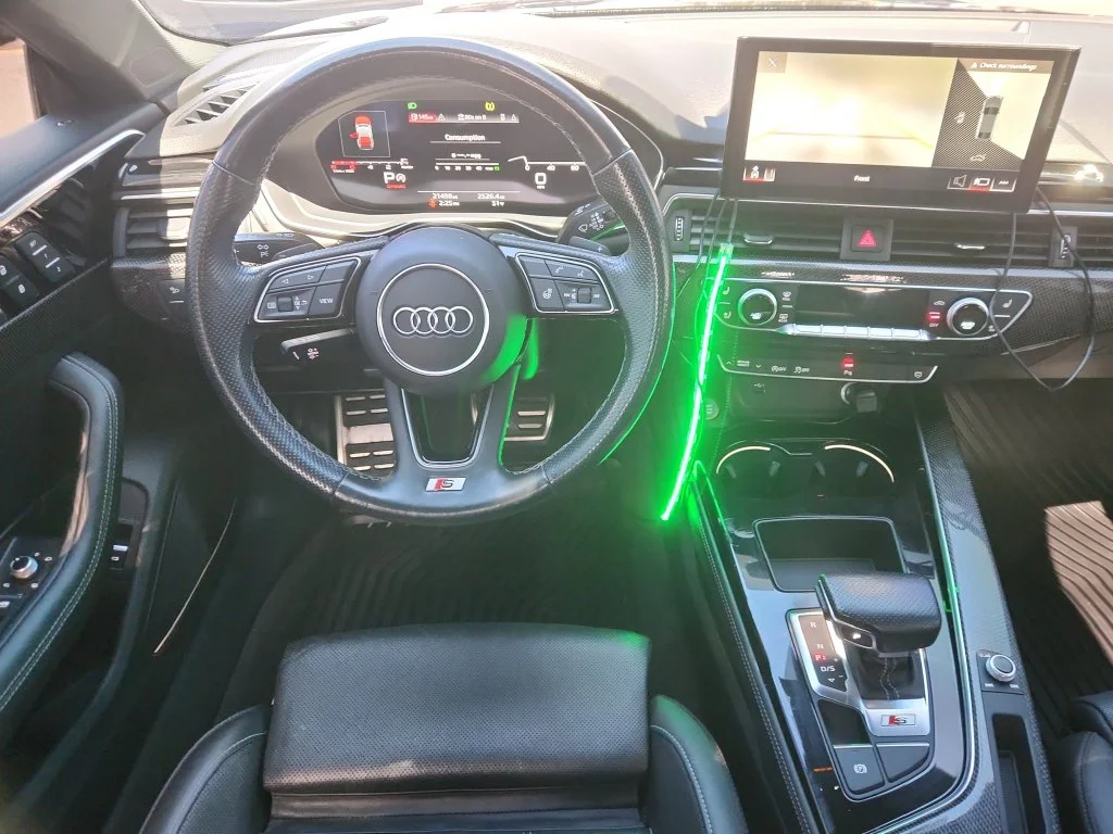 Used 2022 Black Audi  image 12