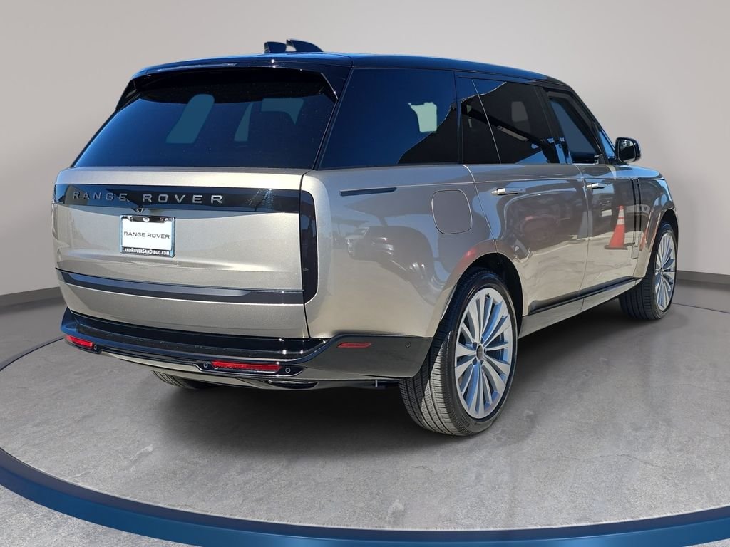 New 2026 Batumi Gold Land Rover SE LWB image 5