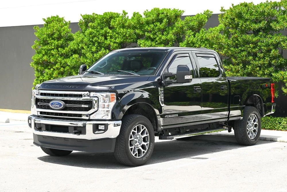 Used 2022 Black Ford Lariat image 1