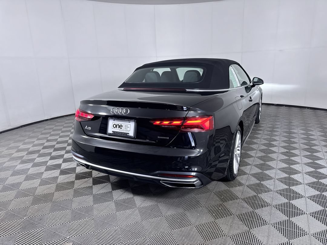 Used 2022 Brilliant Black Audi Premium image 23
