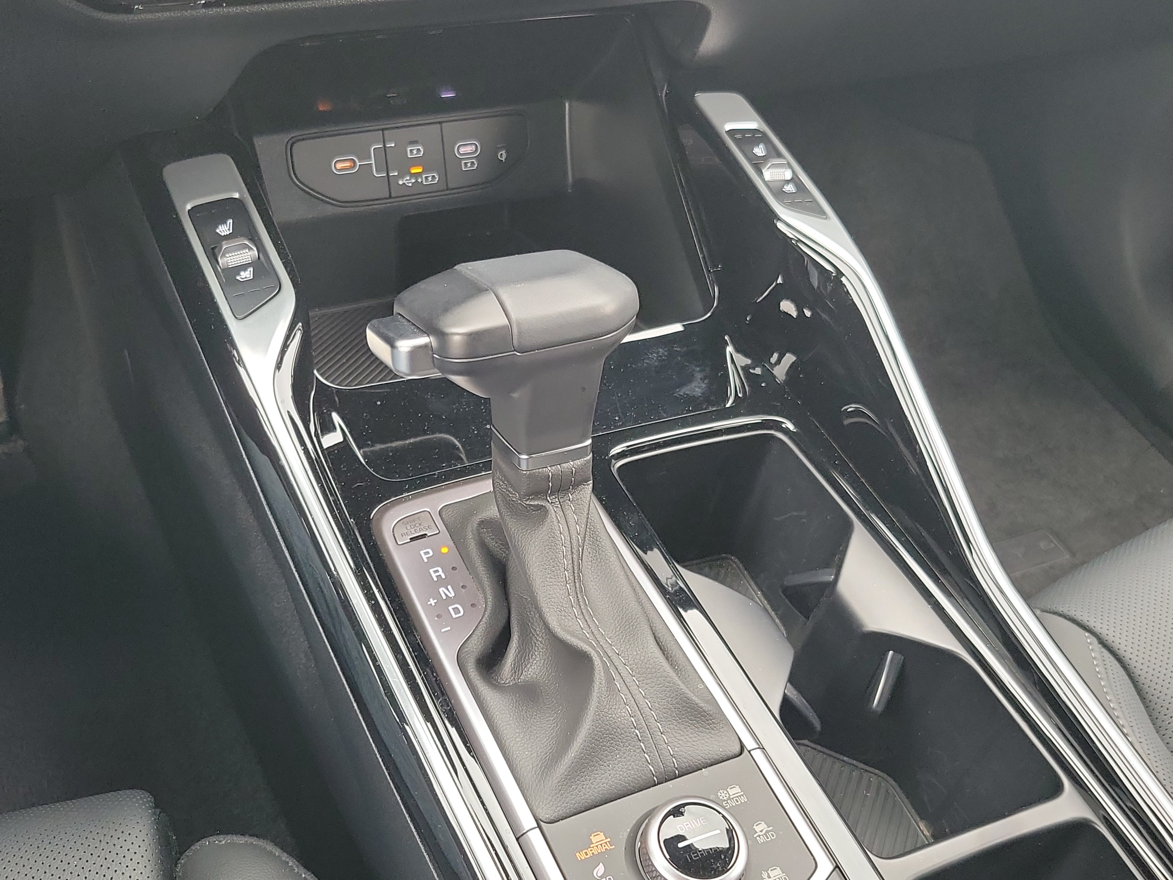 Used 2026 Road Rider Brown Kia X-Line SX Prestige image 30