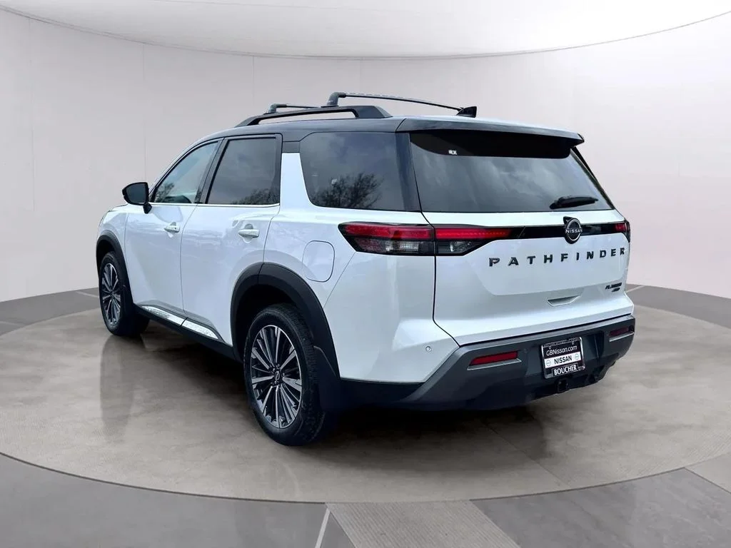New 2026 Everest White Pearl/Black Nissan Platinum image 5