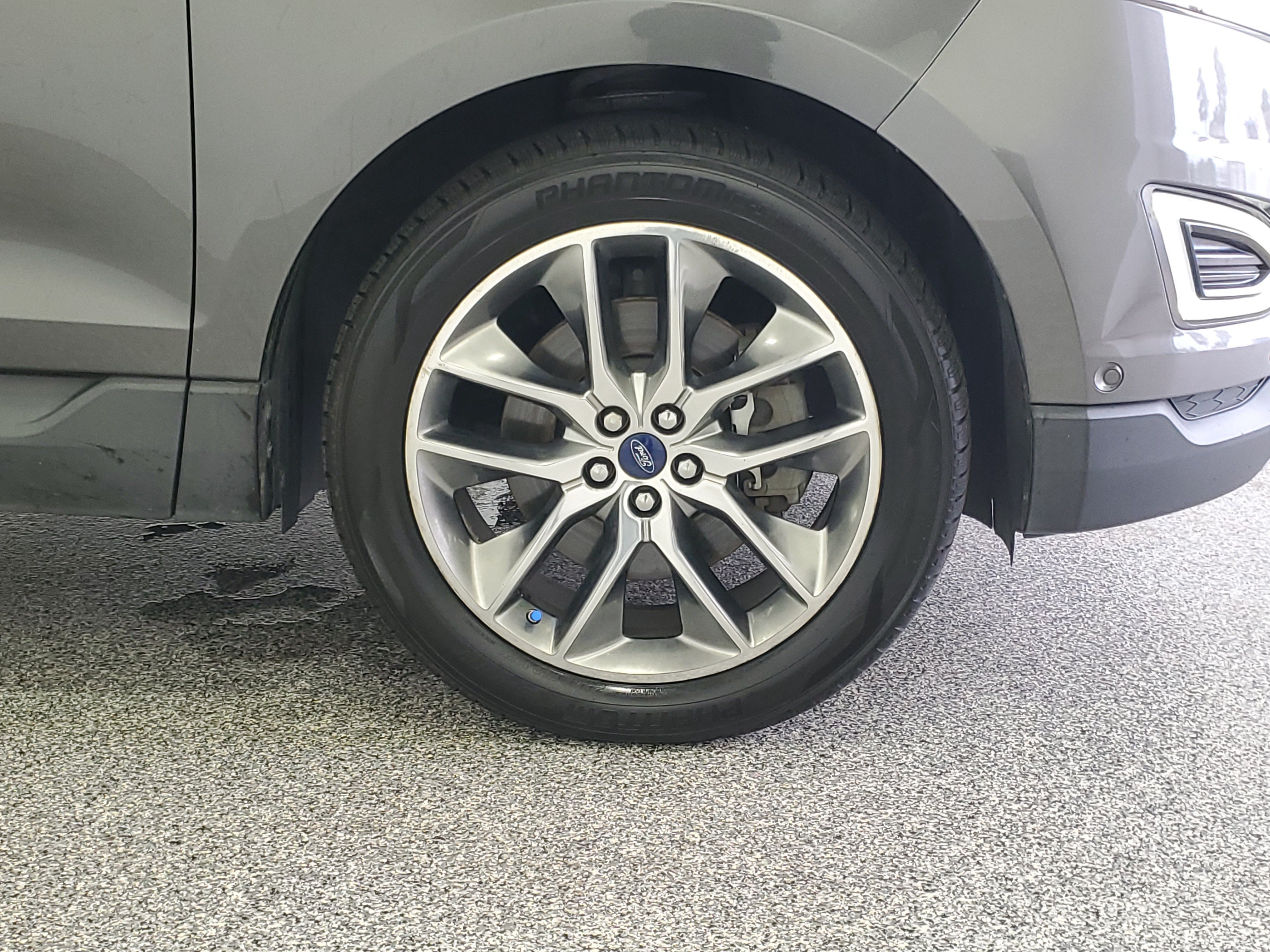 Used 2015 Magnetic Metallic Ford Titanium image 13