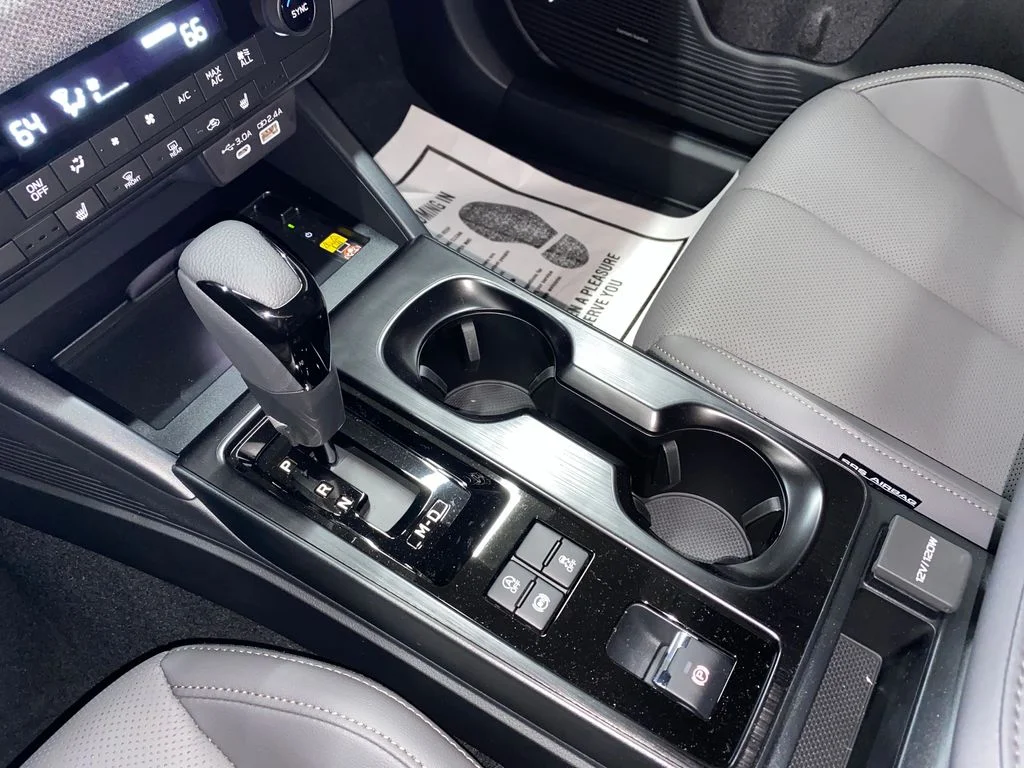 2026 Subaru Outback Limited - Photo 21