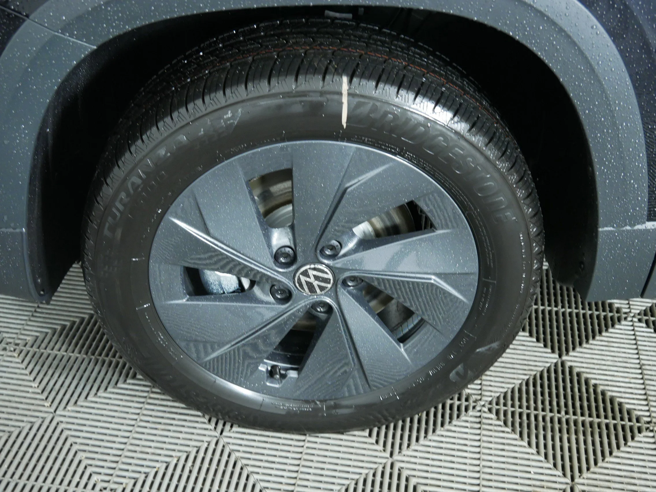 New 2026 Deep Black Pearl Volkswagen S image 15
