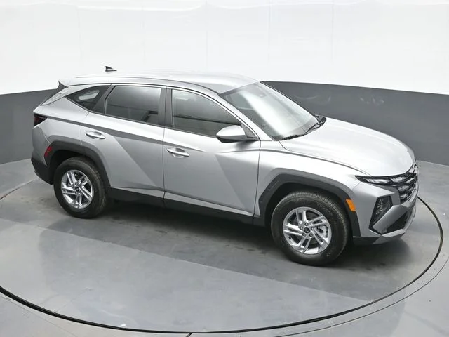 New 2026 Silver Hyundai SE image 15