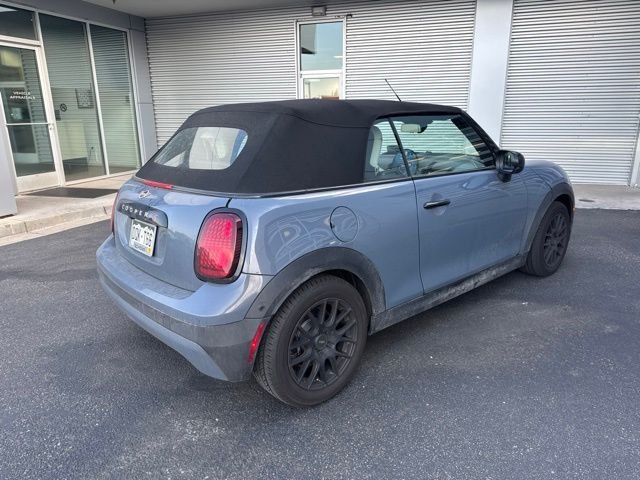 Used 2025 Brown MINI Signature image 3