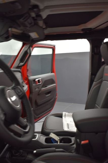 New 2026 Firecracker Red Clear-Coat Exterior Paint Jeep Rubicon X image 10