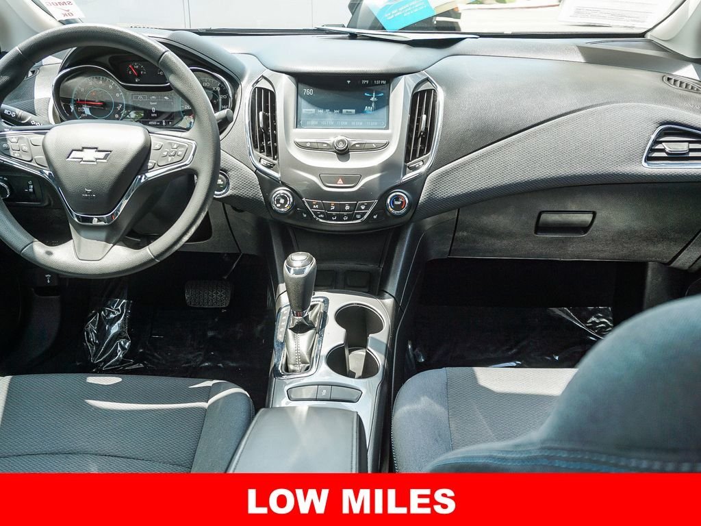 Used 2018 Gray Chevrolet LT image 13