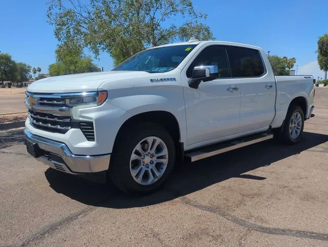 Used 2023 White Chevrolet LTZ image 3