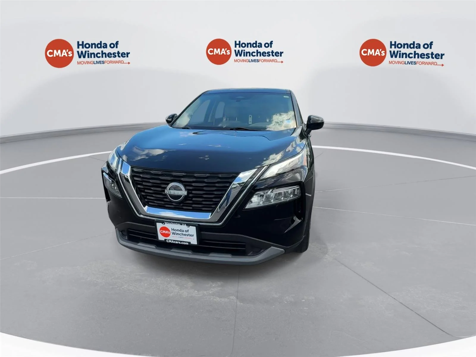 Used 2023 Super Black Nissan SV image 3