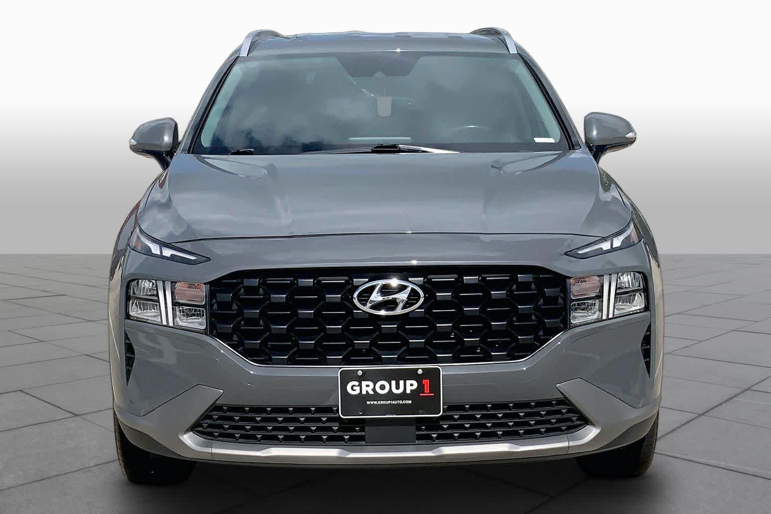 Used 2023 Hampton Gray Hyundai SEL image 4