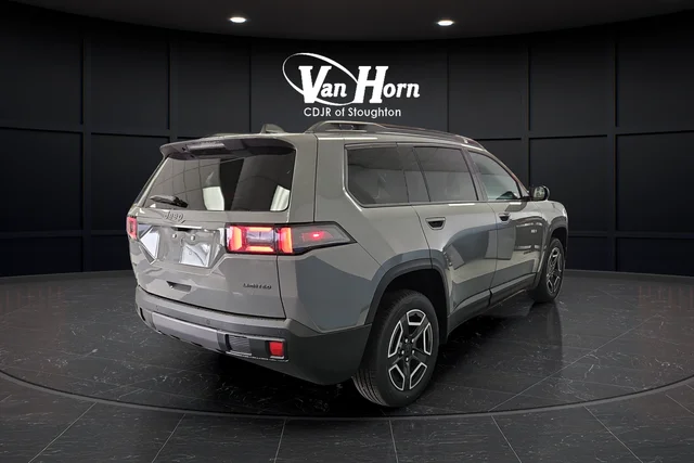 New 2026 Sting-Gray Clear-Coat Exterior Paint Jeep Limited image 7