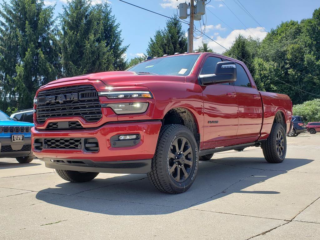 New 2026 Molten Red Pearl-Coat Exterior Paint RAM Laramie image 7