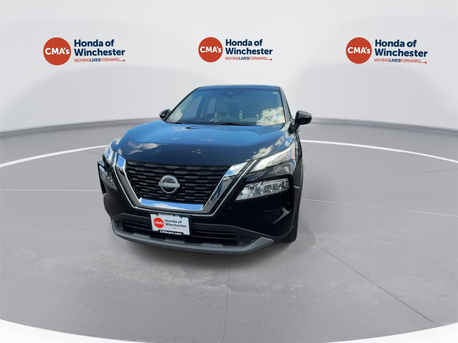 Used 2023 Super Black Nissan SV image 3