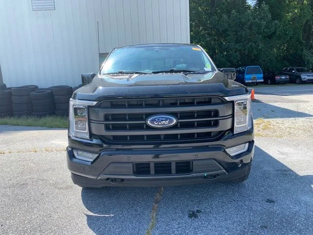 Used 2023 Agate Black Metallic Ford Lariat image 3