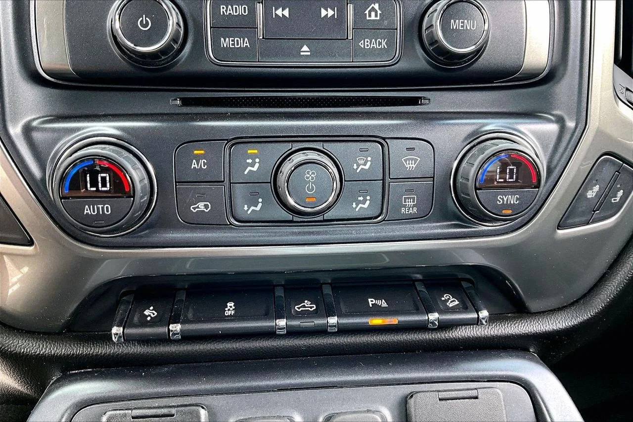 Certified Used 2018 Blue Chevrolet LT image 16
