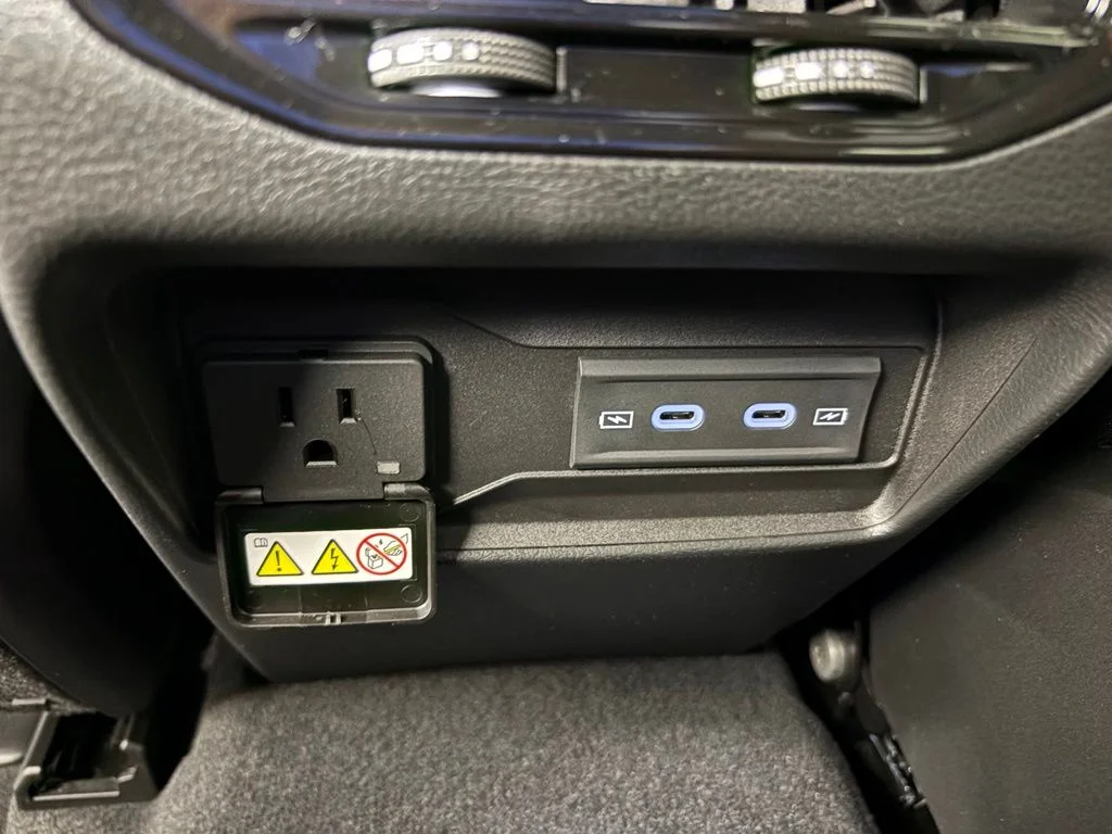 New 2027 Brown Jeep Limited image 34