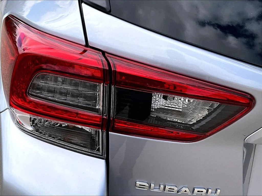 Used 2023 Silver Subaru Limited image 27