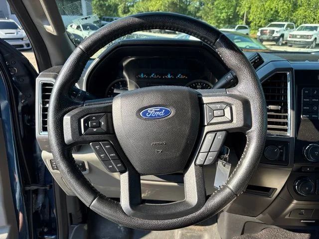 Used 2016 Blue Ford XLT image 10