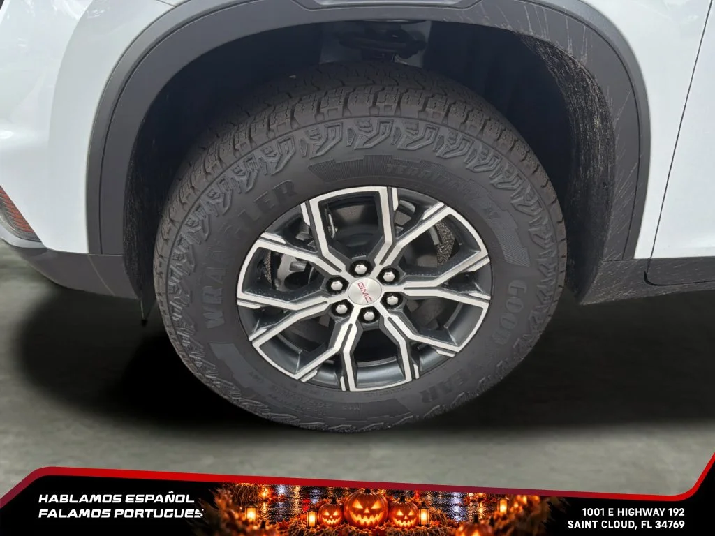 New 2026 Glacier White Tricoat GMC AT4 image 35