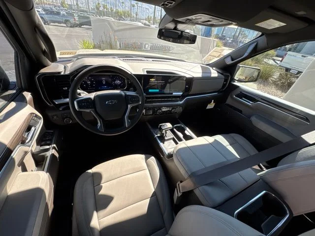 New 2026 White Chevrolet RST image 27