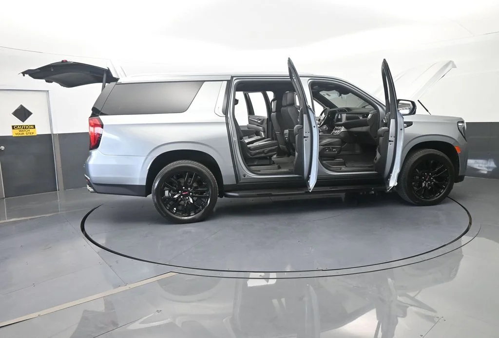 Used 2024 Sterling Metallic GMC Denali image 87