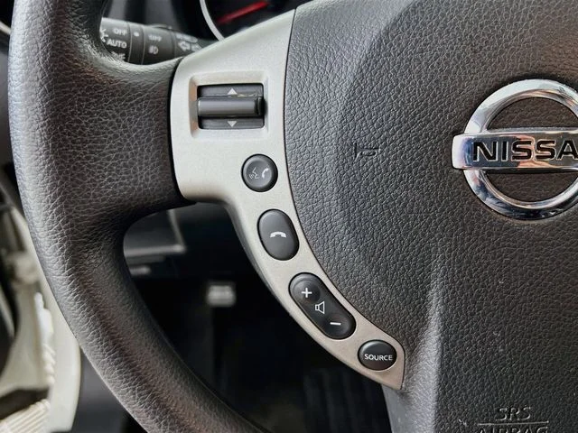 Used 2013 White Nissan SV image 13
