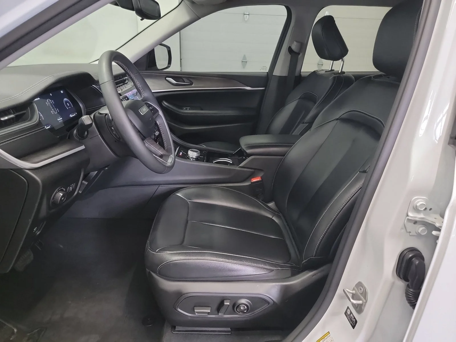 2023 Jeep Grand Cherokee L Limited - Photo 11