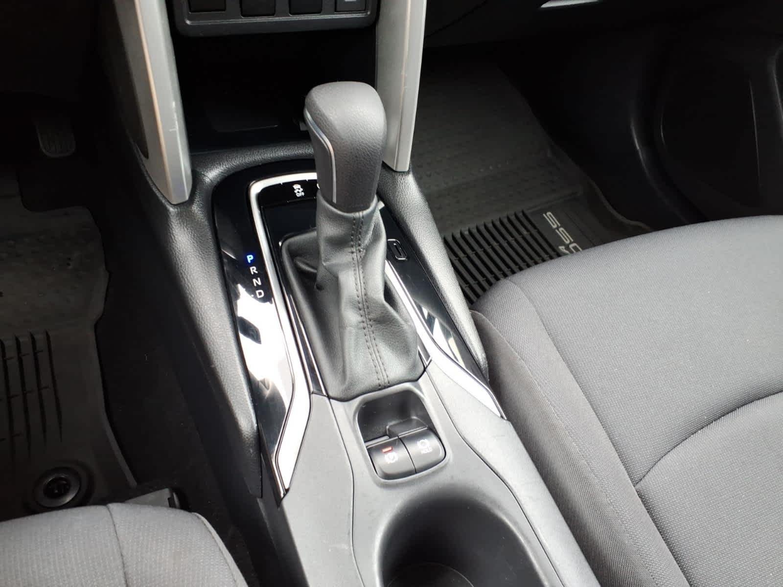 Used 2023 Wind Chill Pearl Toyota LE image 20