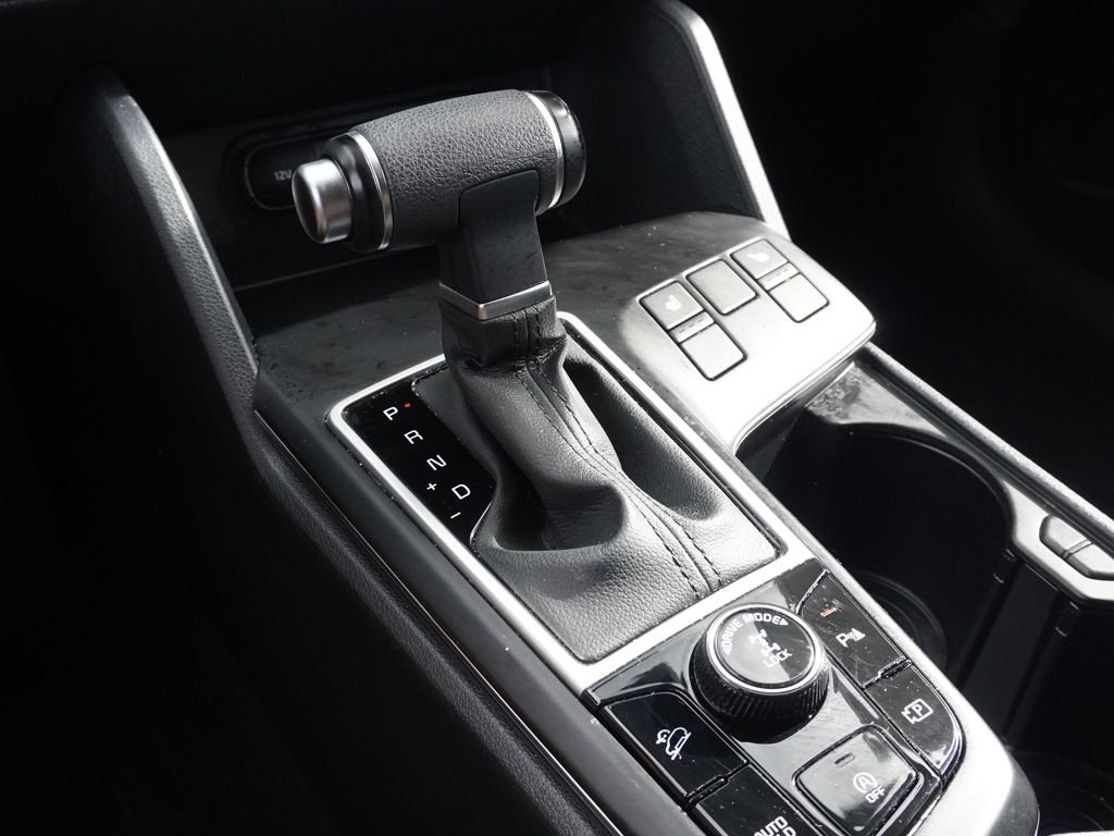 Used 2024 Gray Kia LX image 40