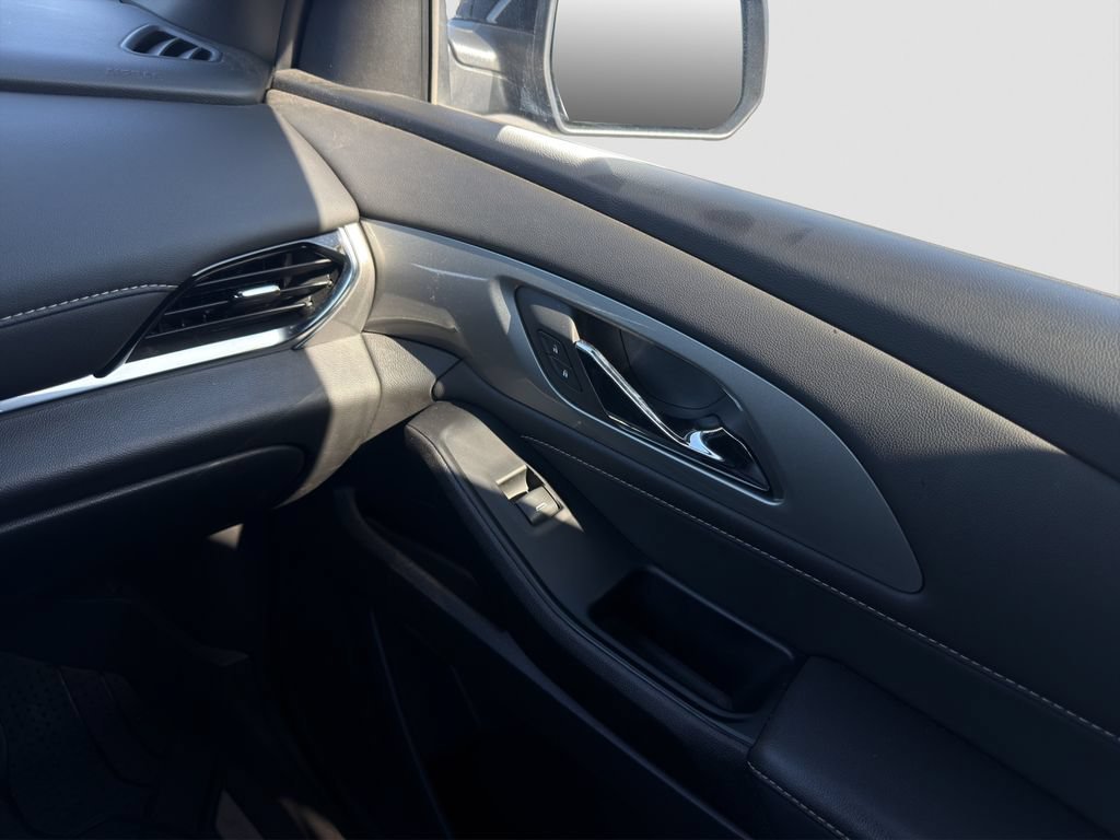 Used 2024 Mosaic Black Metallic Chevrolet LT Leather image 16