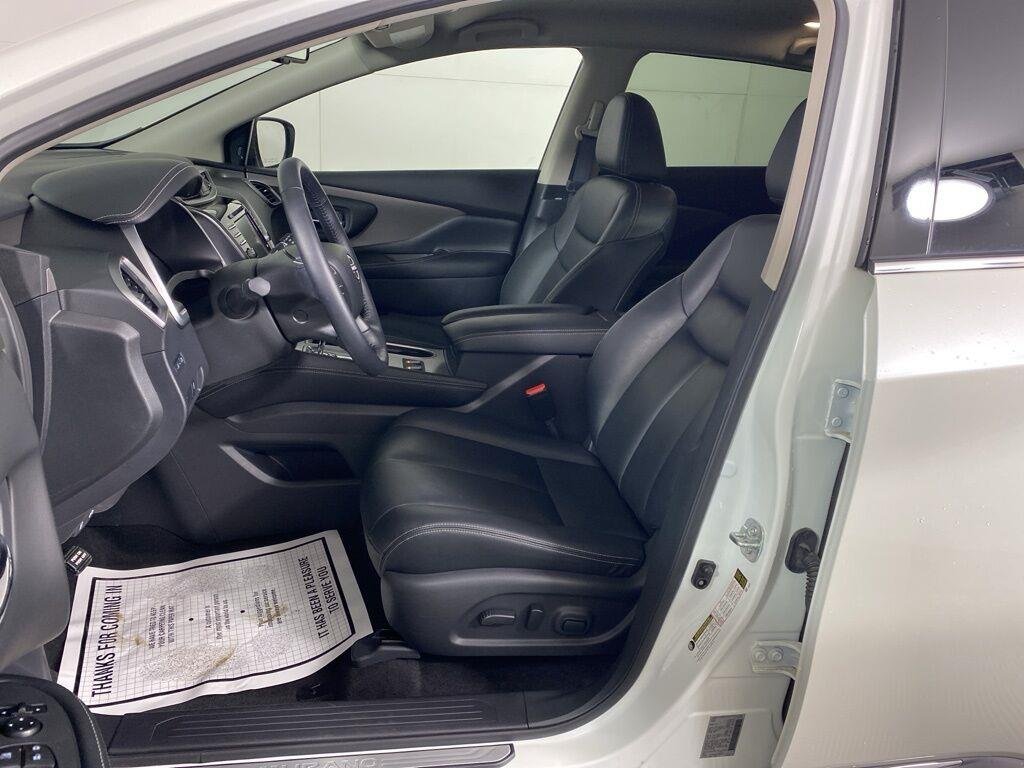 Used 2024 Pearl White Tricoat Nissan SV image 8
