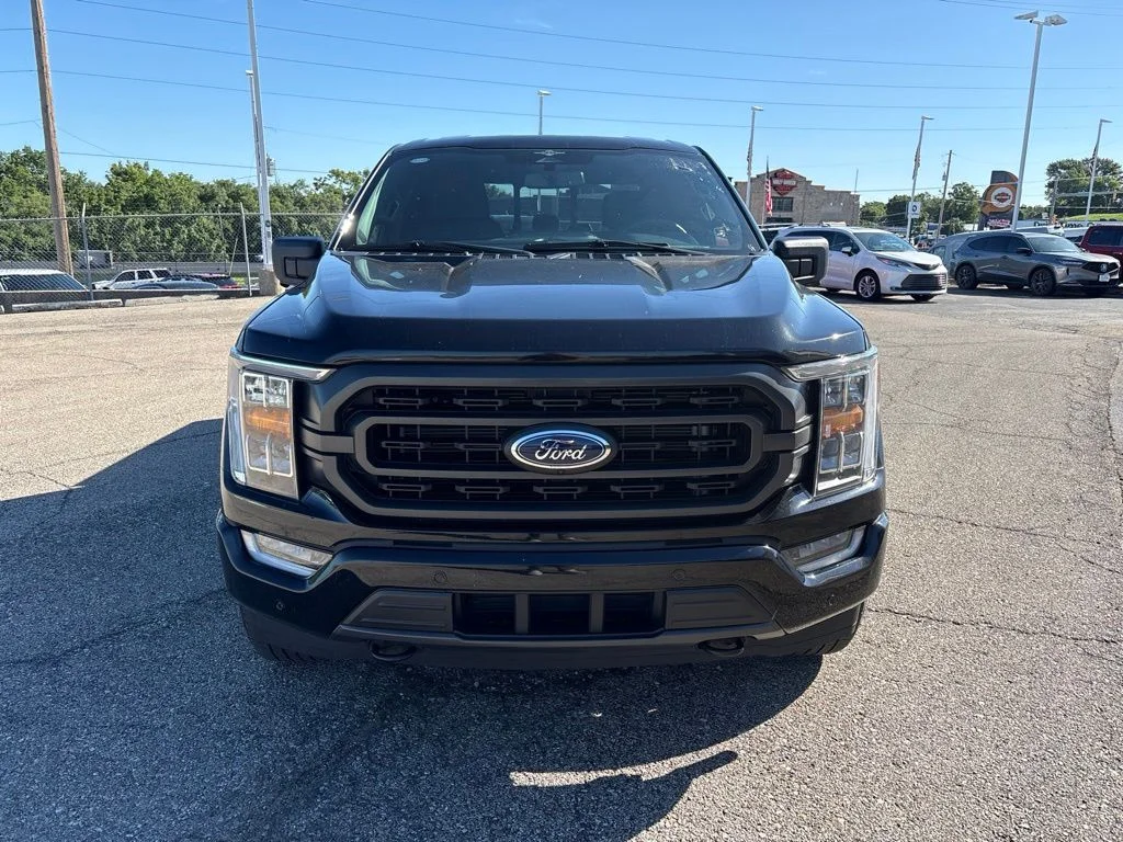 Used 2023 Black Metallic Ford XLT image 2
