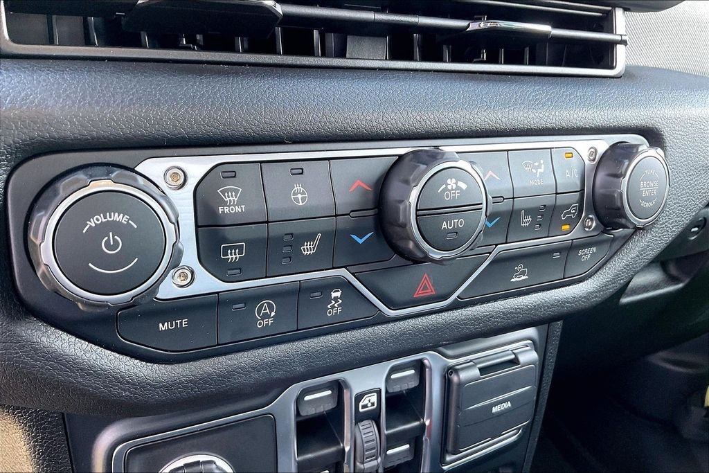 New 2026 Jeep Wrangler Willys 4D Sport Utility