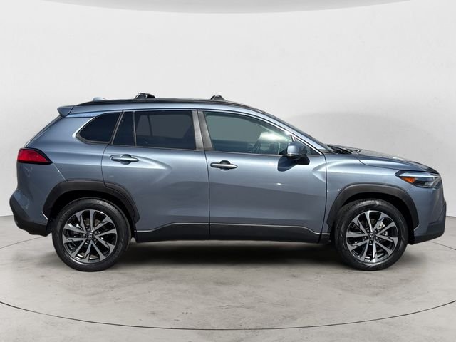 Used 2022 Celestite Toyota XLE image 6