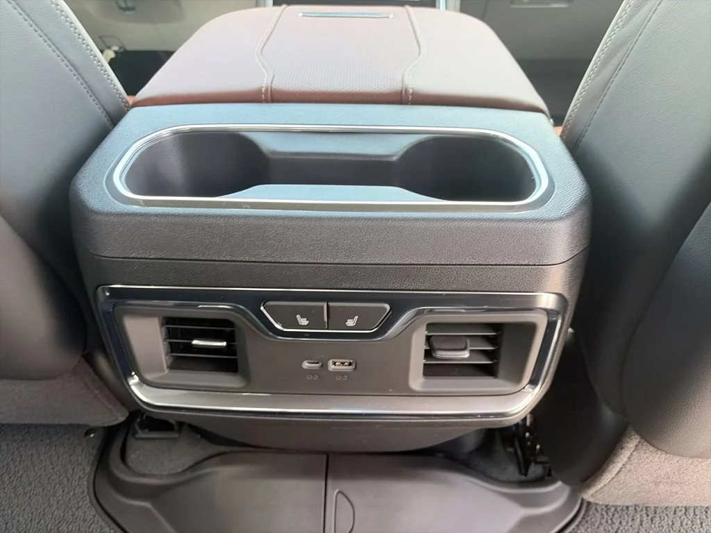 New 2026 Glacier White Tricoat GMC Denali Ultimate image 29
