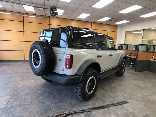 New 2026 Avalanche Gray Ford Outer Banks® image 7